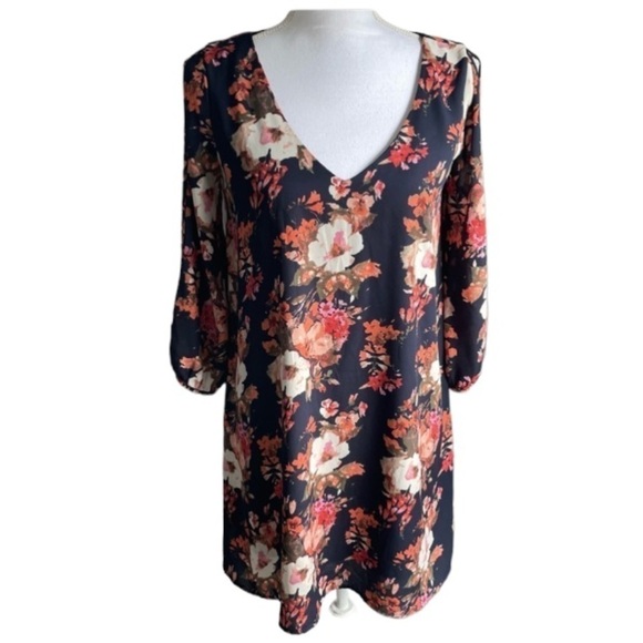 Lulu’s Dress Womens Small Shifting Dears Floral Cut Out Lightweight Shift Mini - Picture 9 of 15
